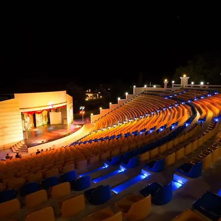 Duni Marina Semesteranläggning (resort) Dyuni