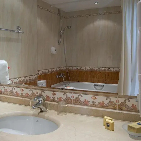 Duni Marina منتجع 5*